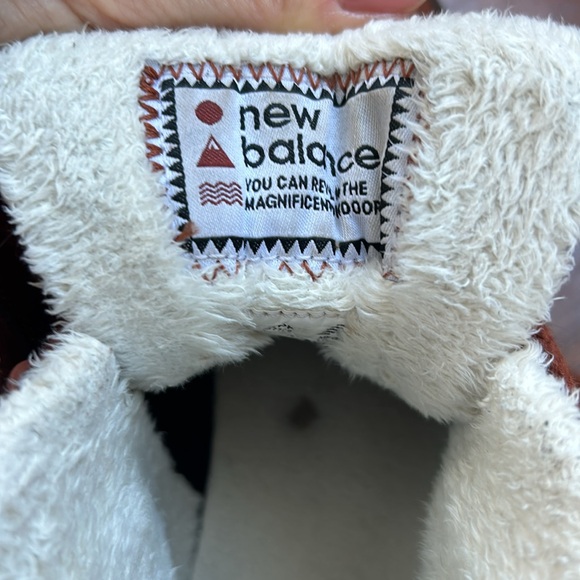 Women’s New Balance Sherpa Lined Hiking Boots - Picture 7 of 7